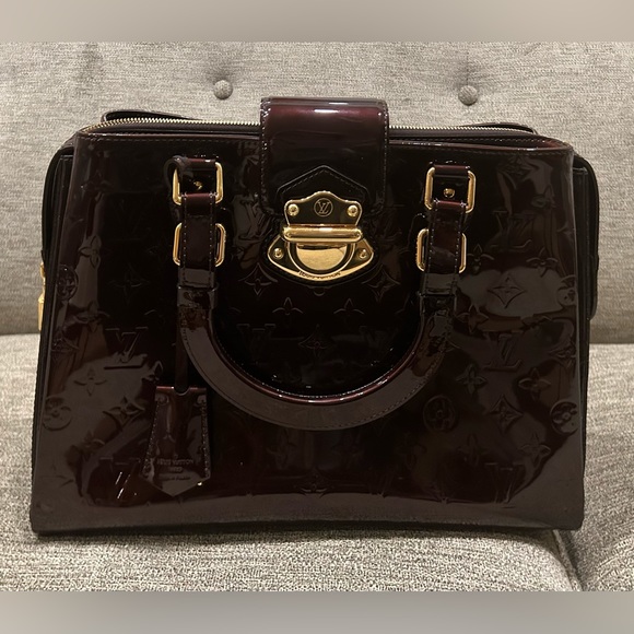 Louis Vuitton Burgundy Monogram Vernis Melrose Avenue Bag - Picture 3 of 8